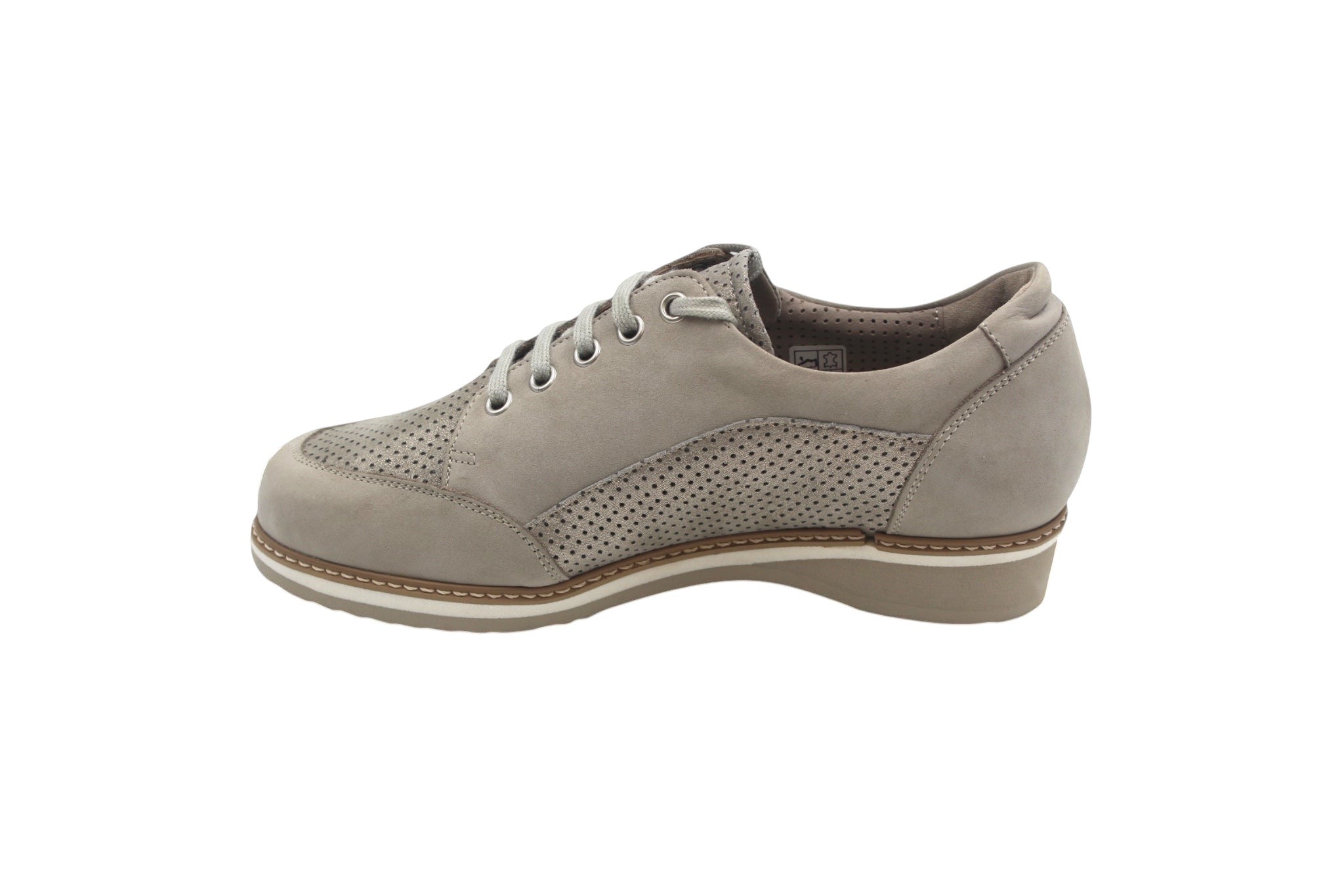 Scarpa Antalia Elite Tomasi Made in Italy, dettaglio suola e tomaio in pelle traspirante